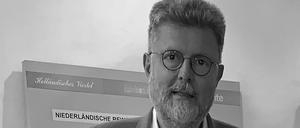 Der Potsdamer Optiker und Innenstadthändler Johannes „Hannes“ Haerkötter. Der zweite Vorsitzende der AG Innenstadt, Mitglied im Förderverein des Potsdam Museums und im Förderverein zur Pflege niederländischer Kultur in Potsdam e.V ist am 2. Oktober 2024 im Alter von 62 Jahren verstorben.