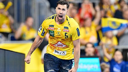 Handballer Martinovic überzeugt beim Sieg der Rhein-Neckar Löwen. 