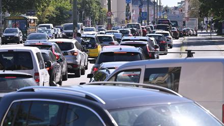 Potsdam, Breite Straße, Verkehr, Stau (Symbolbild)