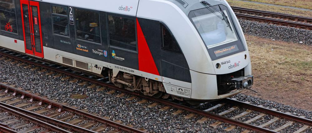 Bei den Wettbewerbsbahnen der Deutschen Bahn hat die nächste Tarifrunde begonnen. (Archivbild)