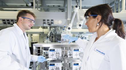 Bei Knauer Wissenschaftliche Geräte sind inzwischen alle Führungspositionen paritätisch mit Frauen und Männern besetzt.