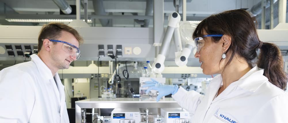 Bei Knauer Wissenschaftliche Geräte sind inzwischen alle Führungspositionen paritätisch mit Frauen und Männern besetzt.