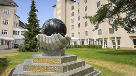 Krankenhaus Waldfriede, Argentinische Allee, Zehlendorf, Berlin, Deutschland *** Waldfriede Hospital, Argentinische Allee, Zehlendorf, Berlin, Germany