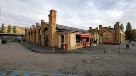 Ehemalige Wagenhalle des RAW (Reichsbahnausbesserungswerk) am Hauptbahnhof Potsdam.