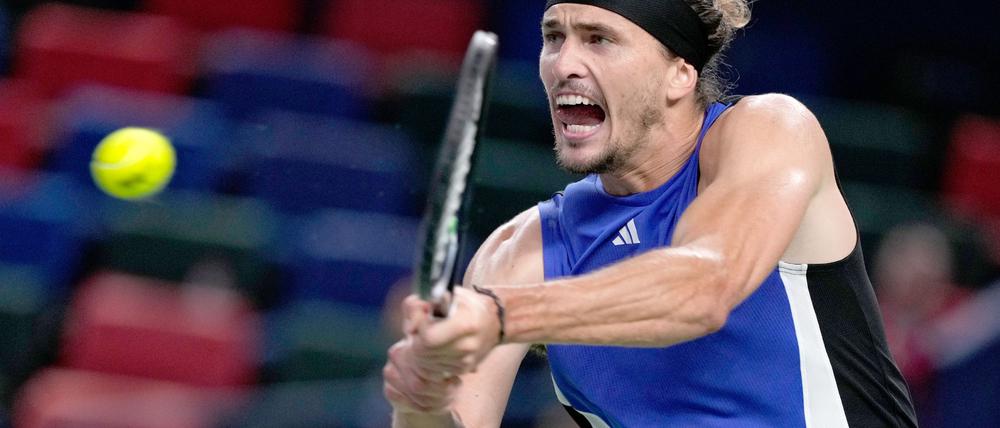 Alexander Zverev kämpft auch gegen seinen Lungen-Probleme.