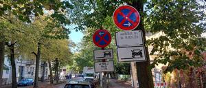 Das Halteverbot in der Lennéstraße.