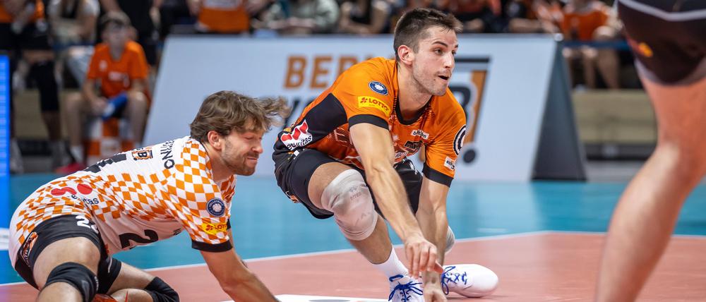 Moritz Reichert (r.) und Kyle Dagostino (l.) stehen seit dieser Saison bei den BR Volleys unter Vertrag.