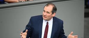 Norbert Kleinwächter (AfD), Ordentliches Mitglied im Ausschuss für Arbeit und Soziales, spricht im Plenarsaal im Bundestag (Archivbild).