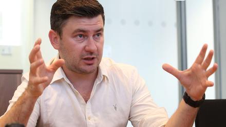 Der russische Kultautor Dmitry Glukhovsky schildert in seinem neuen Buch „Wir. Tagebuch des Untergangs“, wie seine Heimat unter Kremlchef Wladimir Putin auf den Abgrund zusteuert. (Archivbild)