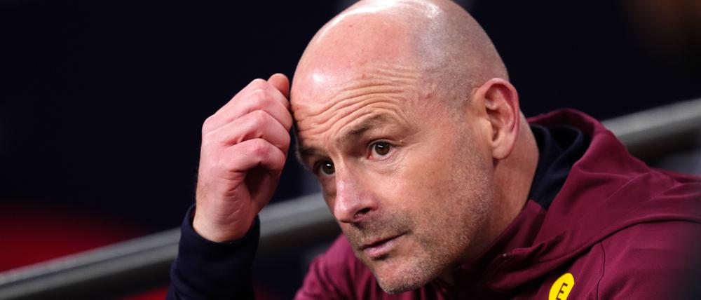 Lee Carsley erlebte gegen Griechenland keinen schönen Abend.