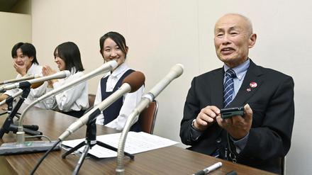 Toshiyuki Mimaki, Präsident von Nihon Hidankyo, reagierte bewegt auf die Bekanntgabe.
