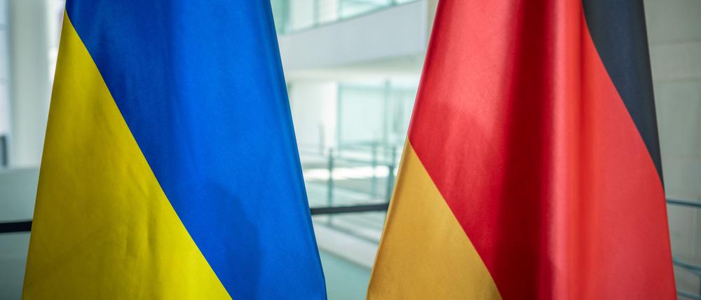 Der ukrainische Präsident Selenskyj ist in Deutschland zu Besuch.