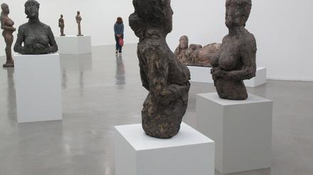 Albert Oehlen fasziniert Schaffensprozess von Hans Josephsohn.