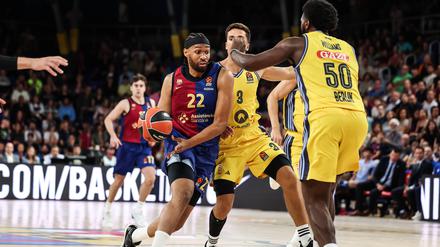 Alba verliert deutlich gegen Barcelona.