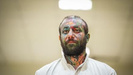 Der iranische Rapper Amir Tataloo wurde wegen Verbreitung „von Unzucht“ zu zehn Jahren Haft verurteilt. (Archivbild)
