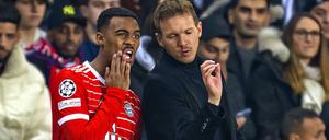 Gewohntes Bild. Unter Julian Nagelsmann als Trainer ist Ryan Gravenberch bei den Bayern meistens von der Bank gekommen.
