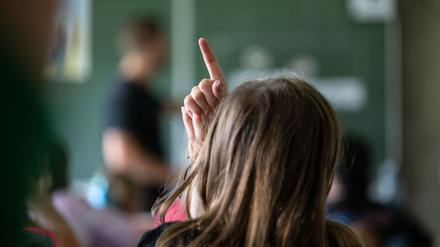 Ab dem Schuljahr 2026/2027 gibt es einen Rechtsanspruch auf Ganztagsbetreuung in der Grundschule. (Archivfoto)