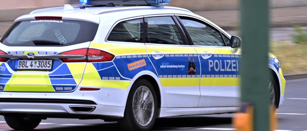 Ein Polizeifahrzeug in Potsdam.