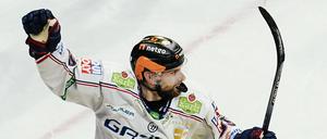 Zach Boychuk erzielte zwei Treffer für die Eisbären in Frankfurt.