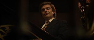 Der junge Donald Trump (Sebastian Stan) will dem übermächtigen Vater seinen Geschäftssinn beweisen.