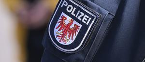 Die Polizei ermittelt nach einem Überfall auf ein Potsdamer Geschäft.