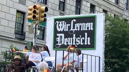 Deutsch-Amerikaner bei der Steuben-Parade 2024 in New York