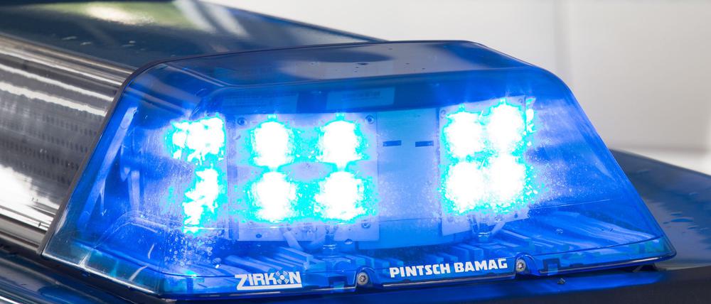 Ein Mann ist durch ein Messer verletzt worden. (Symbolbild)