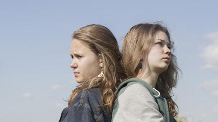 Das Leben vor sich: Zwei junge Frauen in Deutschland. 