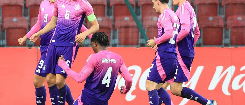 Die deutsche U21-Nationalmannschaft holt zum Abschluss der EM-Quali ein Remis in Polen.