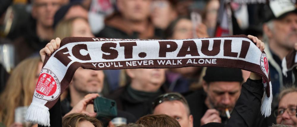 Der FC St. Pauli will mit einer Genossenschaft finanziell flexibler werden.