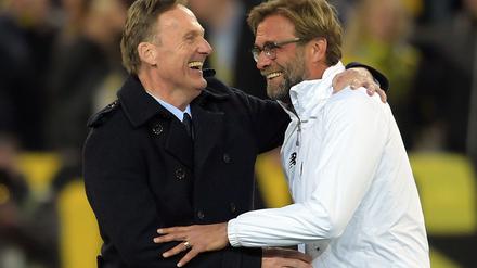 BVB-Chef Hans-Joachim Watzke (l) soll sich um eine Rückkehr von Jürgen Klopp bemüht haben.