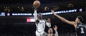 Dennis Schröder will immer hoch hinaus, mit den Brooklyn Nets dürfte das in dieser Saison aber nicht klappen.