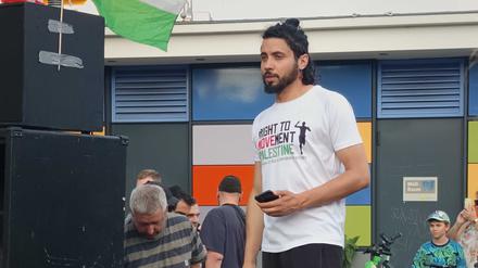 Ramsis Kilani spricht regelmäßig bei pro-palästinensischen Demonstrationen.