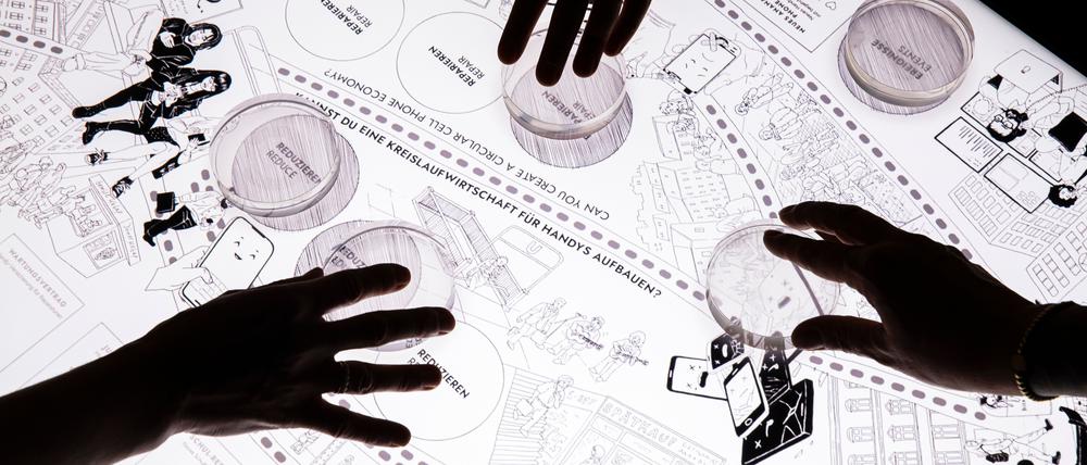 Zukunftsspiele: Kannst Du eine Kreislaufwirtschaft für Handys aufbauen?