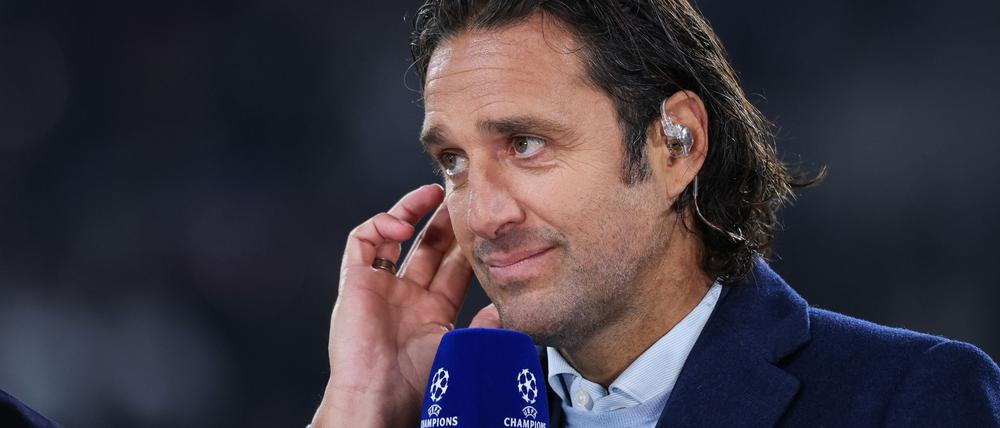Der ehemalige Bayern-Stürmer Luca Toni ist heute als Fußballexperte im Fernsehen aktiv.