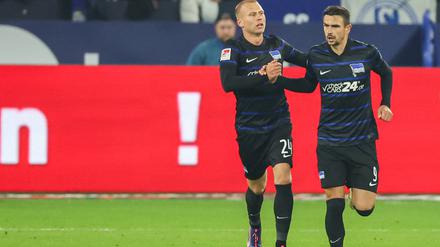 Endlich wieder wichtig. Vor zwei Wochen feierte Smail Prevljak (rechts) sein Saisondebüt für Hertha BSC und erzielte gleich ein Tor.
