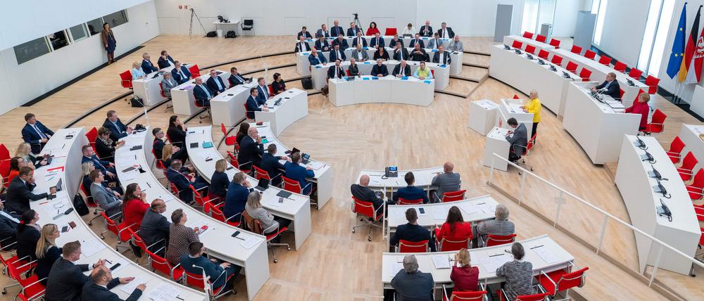 Brandenburgs Landtag, erste Sitzung nach der Wahl 
