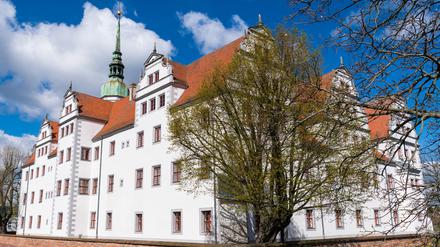 Das Stadtschloss in Doberlug-Kirchhain in Brandenburg. Auch in der Stadt soll das Erdbeben spürbar gewesen sein. (Archivbild)