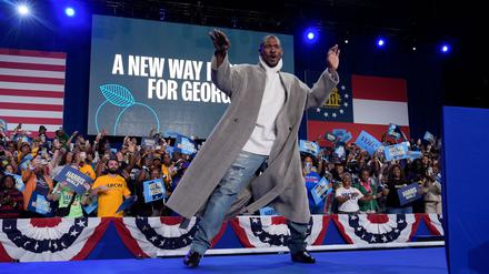 Usher wird vom Publikum in Atlanta gefeiert. 