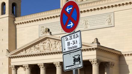 Halteverbot wegen Filmarbeiten auf dem Alten Markt und in der Umgebung.