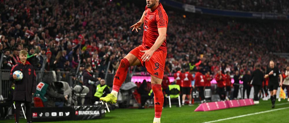 Harry Kane feiert seine Tore.