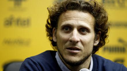 Ex-Fußballer Diego Forlan nimmt im November an einem Profi-Tennisturnier teil. 