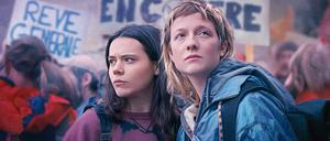Auf der Suche nach der Zukunft: Josefa Heinsius und Lilith Grasmug als Lena und Fanny in Claire Burgers Film „Tandem – In welcher Sprache träumst du?“