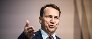Radosław Sikorski, Außenminister von Polen, spricht bei der Ukraine-Wiederaufbaukonferenz. (Archivbild)