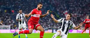 Josha Vagnoman (l.) und der VfB Stuttgart zeigten in Turin eine starke Vorstellung.