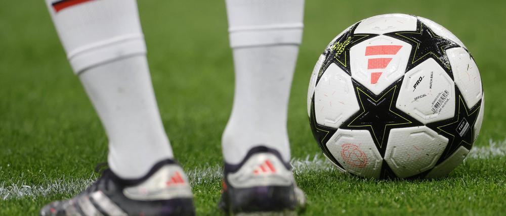 Fußballer haben oft O-Beine. (Symbolfoto)