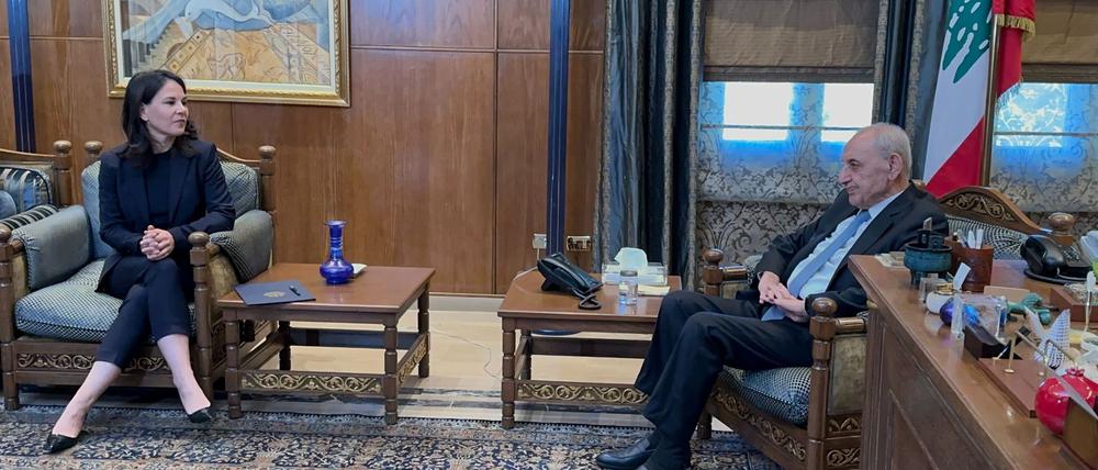 Außenministerin Baerbock wirbt im Libanon für eine Deeskalation des Konflikts zwischen der Schiitenmiliz Hisbollah und Israel. 