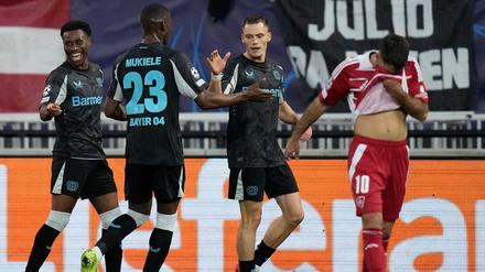 Florian Wirtz (2.v.r.) traf zum 1:0.