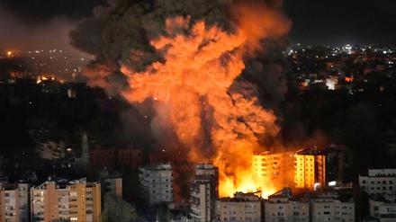 Israels Luftwaffe nimmt weiter Ziele im Libanon unter Beschuss. 