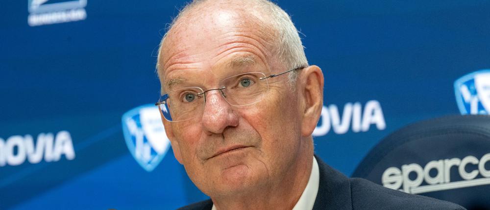 Hans-Peter Villis hört als Vorstandsvorsitzender beim VfL Bochum auf.